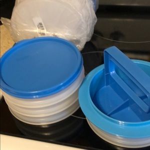 Tupperware burger set